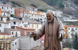 PELERINAGE DANS LES POUILLES ET A MEDJUGORJE AVEC LE DIOCESE DE VERSAILLES